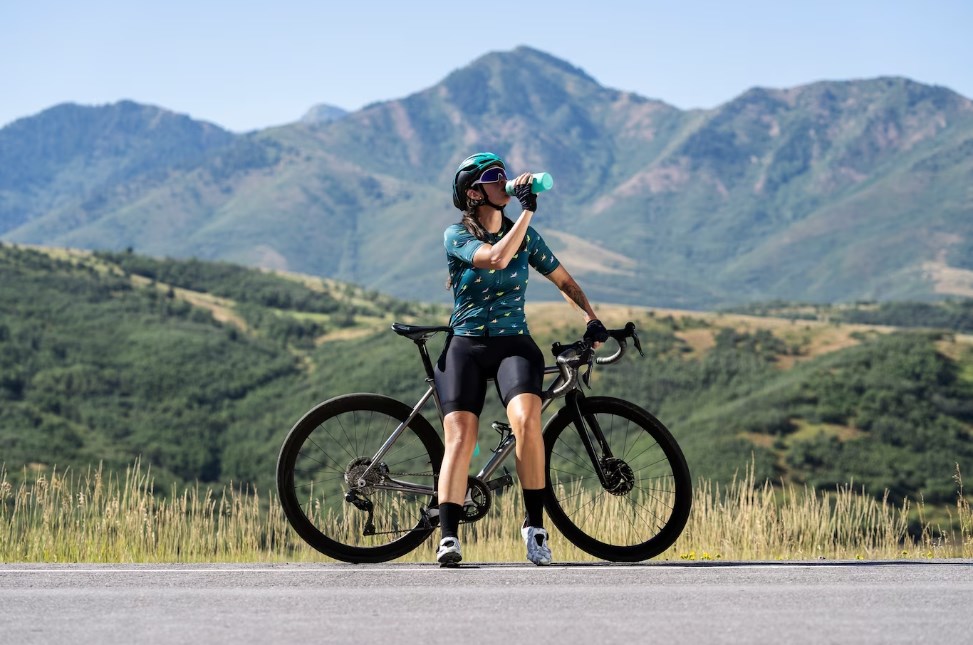 Unlocking the Potential of Hybrid Bikes in Mountain Biking